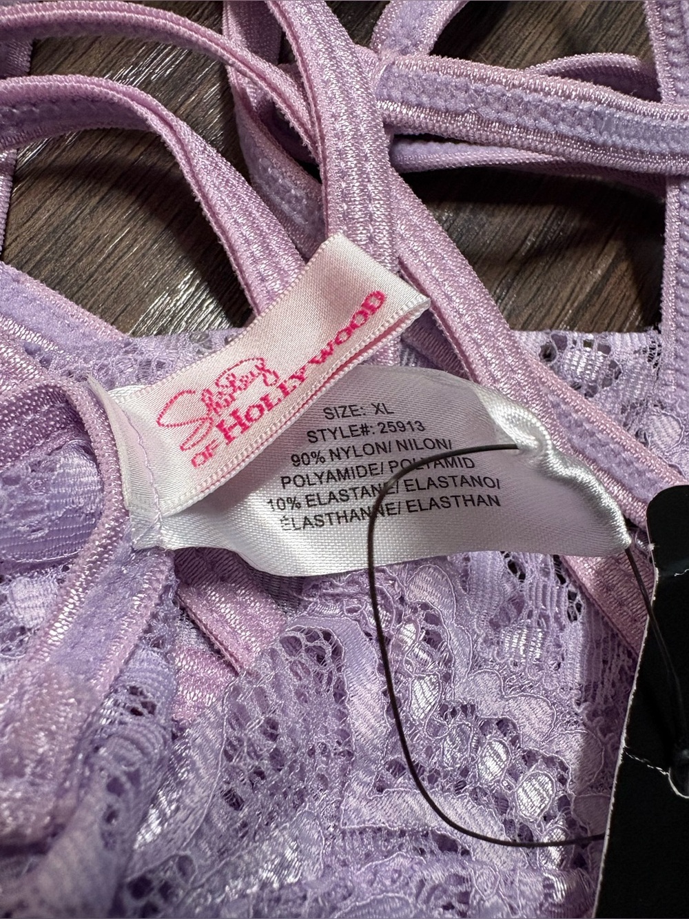 🦋B2G1🦋SHIRLEY OF HOLLYWOOD Criss Cross Stretch Lace Soft Cup Crop Top | XL | - Picture 8 of 10